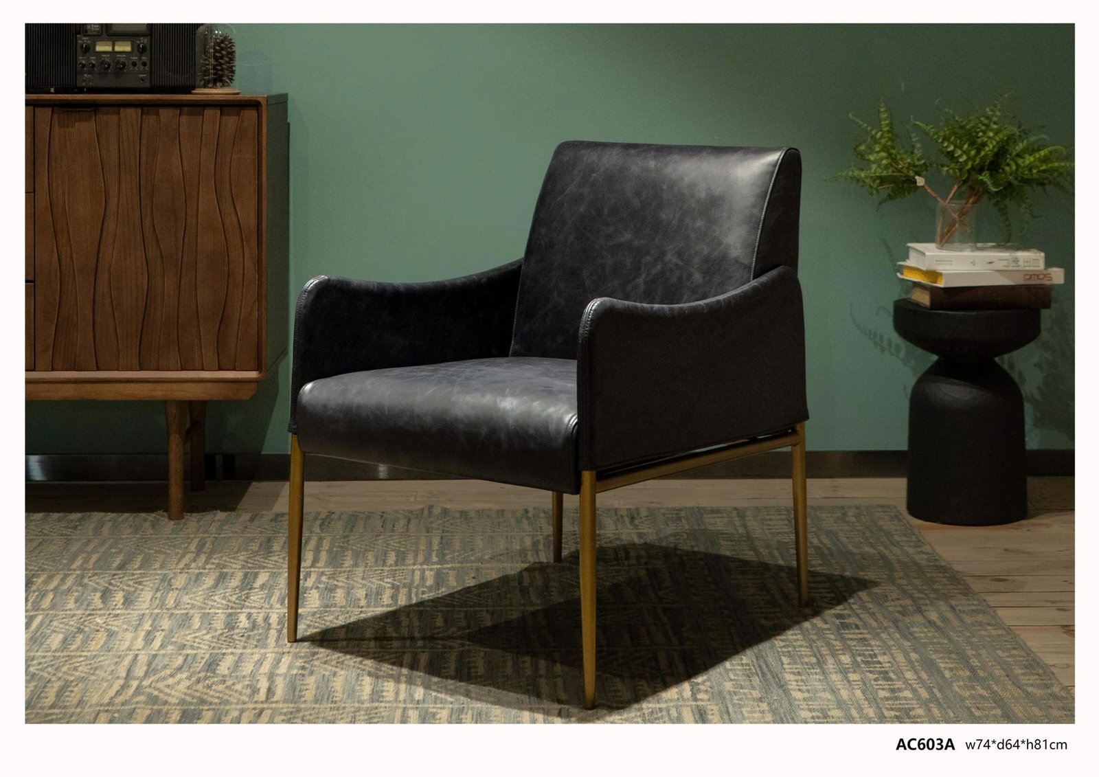 Black vintage leather leisure chair AC603A with brass-finish legs from Foshan, China